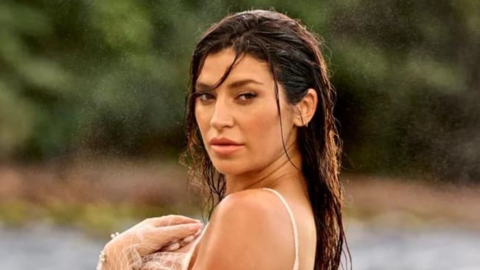 Nicole Williams English